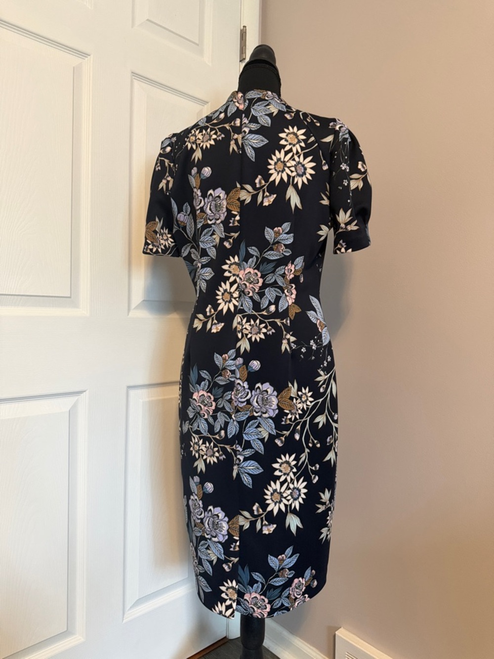Vince Camuto Black Floral V-Neck Midi Dress with Blue and Pink Accents - Picture 7 of 12